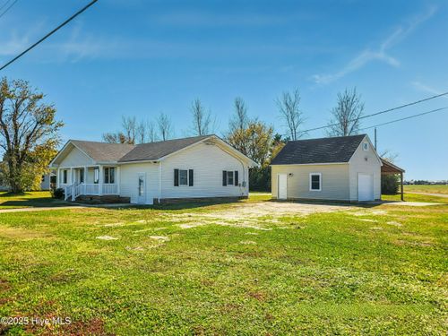 1211 Davis Bay Rd, Elizabeth City, NC, 27909-9408 | Card Image
