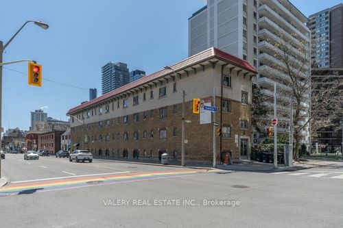 b6-608 Church St, Toronto, ON, M4Y2E7 | Card Image
