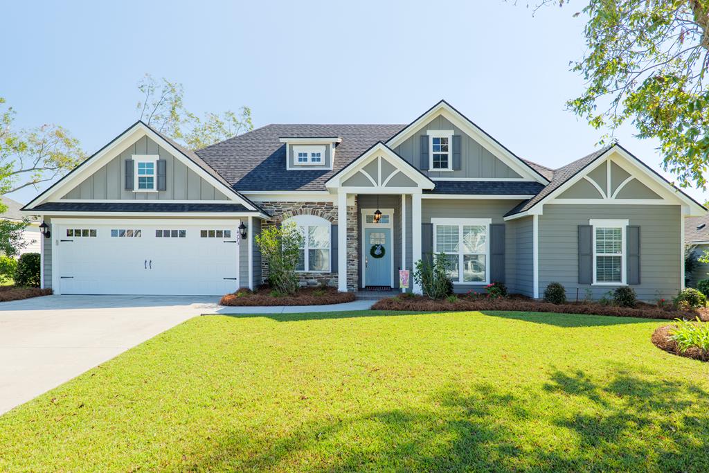 Amelia Cir, Hahira, GA 31632