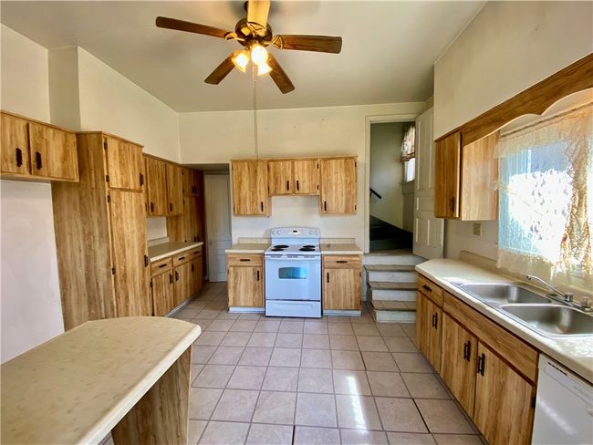 611 Loucks Ave, House other with 4 bedrooms, 2 bathrooms and 1 parking in Scottdale PA | Image 17
