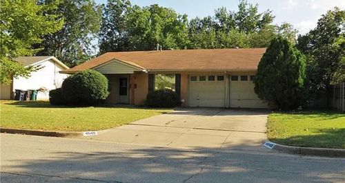 4649 Highgrove Dr, Fort Worth, TX, 76132-2313 | Card Image