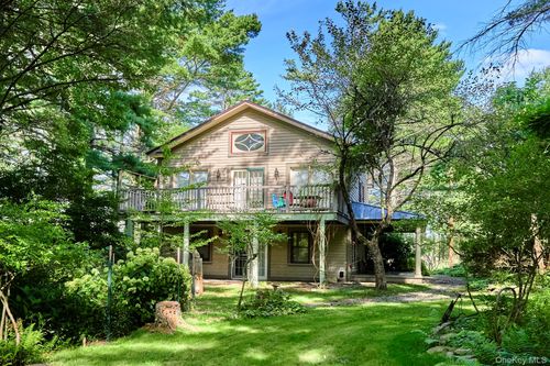 16 Nelson Rd, Lake Huntington, NY, 12752-5116 | Card Image