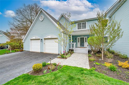 404 Mountain Ridge Dr, Mount Sinai, NY, 11766-1414 | Card Image