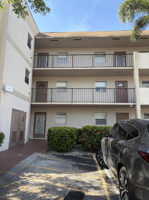 106-8311 Sands Point Blvd, Tamarac, FL, 33321-8522 | Card Image