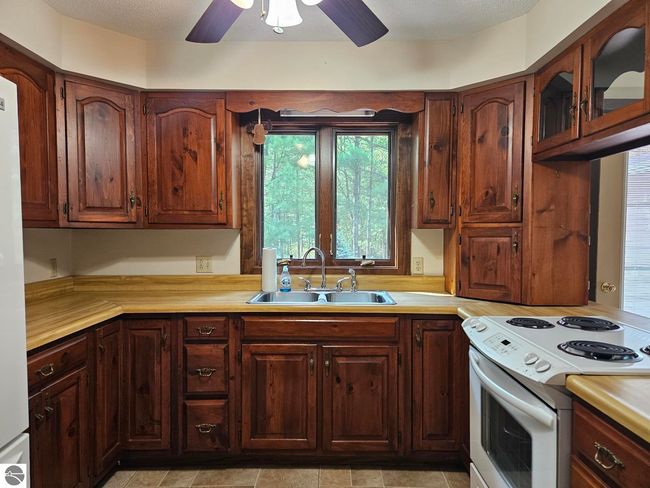 3767 N Us Highway 23, House other with 4 bedrooms, 3 bathrooms and null parking in Oscoda MI | Image 33
