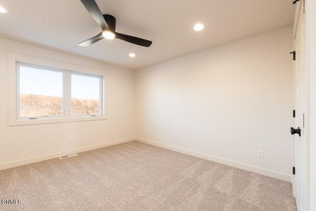 2002 Prairie Hawk Dr, Townhouse with 4 bedrooms, 3 bathrooms and null parking in Bismarck ND | Image 25