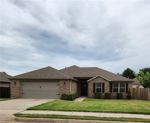 705 Olivia Ln, Centerton, AR, 72719-7808 | Card Image