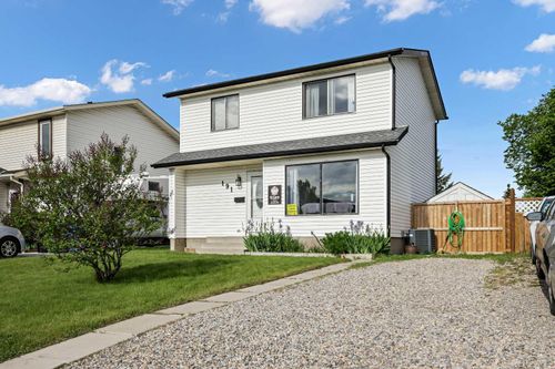 191 Castlebrook Road Ne, Calgary, AB, T3J2C5 | Card Image