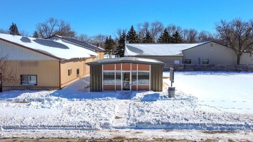 511 Main St S, Hector, MN, 55342-1074 | Card Image
