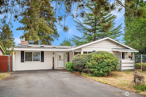 16848 124th Ave Se, Renton, WA, 98058-6039 | Card Image