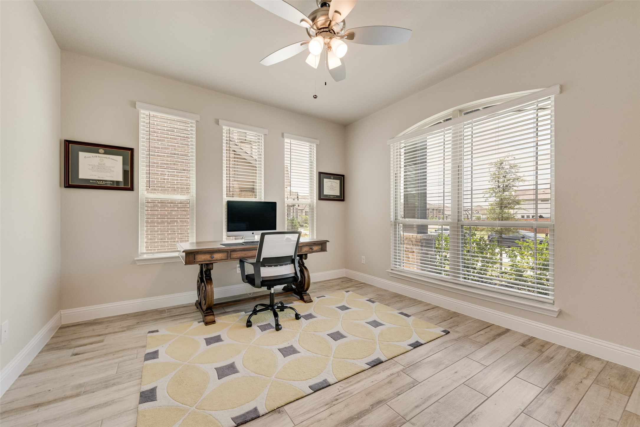 Residential in McLendon Chisholm 5