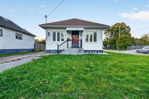 86 Gibbons St, Oshawa, ON, L1J4X9 | Card Image