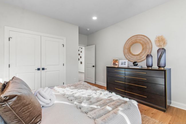 38 Summer Time Cir, House other with 3 bedrooms, 3 bathrooms and null parking in Pawcatuck CT | Image 4