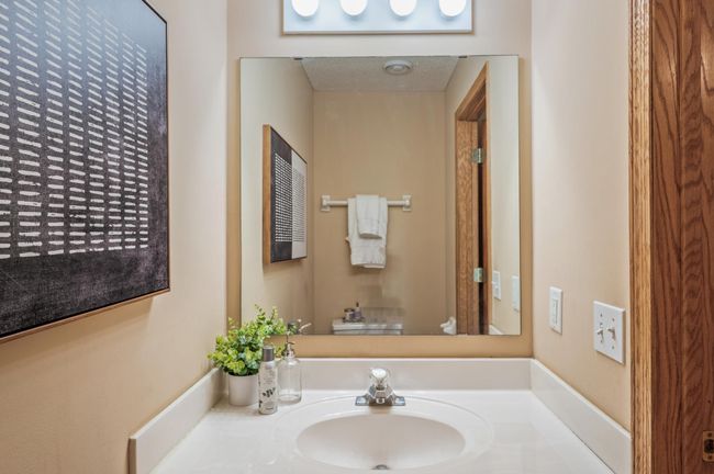 Lower Level 1/2 Bathroom | Image 17