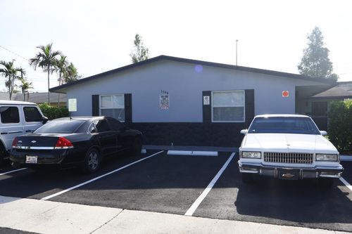 1548 Nw 52nd Ave, Lauderhill, FL, 33313-5471 | Card Image