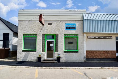 18 Broadway St, Redvers, SK, S0C2H0 | Card Image