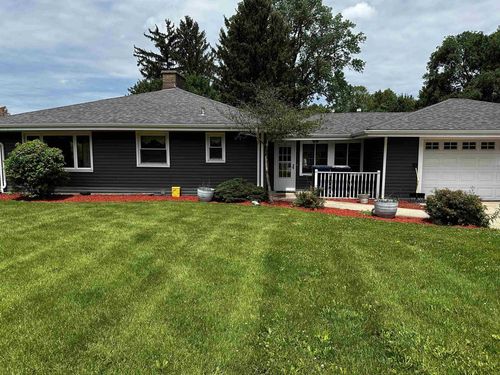 1331 S Crosby Avenue, Janesville, WI, 53546 | Card Image