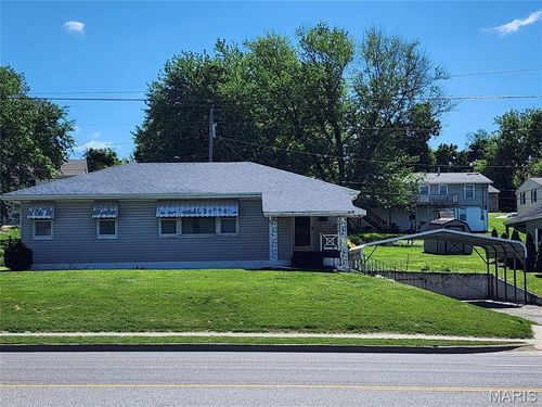 4028 Mcmasters Ave, Hannibal, MO, 63401-2449 | Card Image