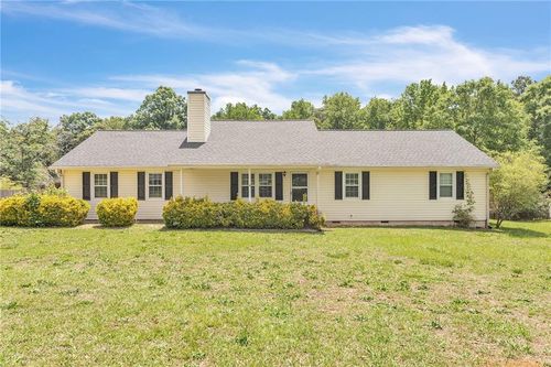 205 Planters Walk, Locust Grove, GA, 30248-2810 | Card Image