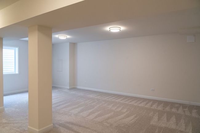 513 Amherst Dr, Townhouse with 3 bedrooms, 3 bathrooms and 4 parking in Sycamore IL | Image 13
