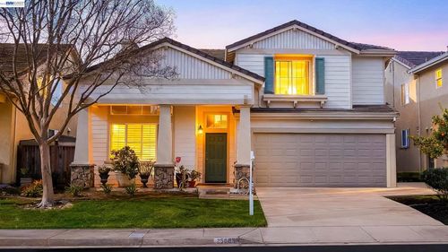 25085 Silverthorne Pl, Hayward, CA, 94544-1237 | Card Image