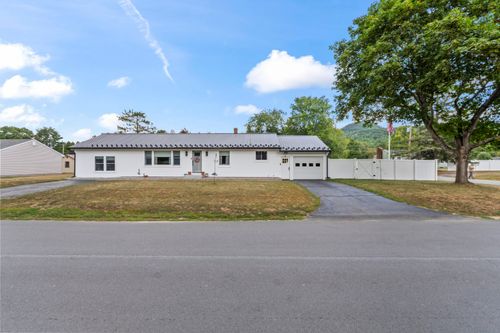 23 Bradley Street, Dixfield, ME, 04224 | Card Image