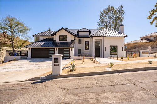 9077 Reales St, Alta Loma, CA, 91737-1476 | Card Image