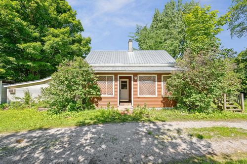 779 Brigham Rd, Saint Albans, VT, 05478-7257 | Card Image