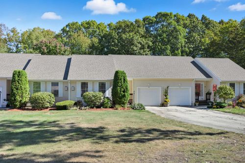 16-8 Patriot Dr, East Hampstead, NH, 03826-8208 | Card Image