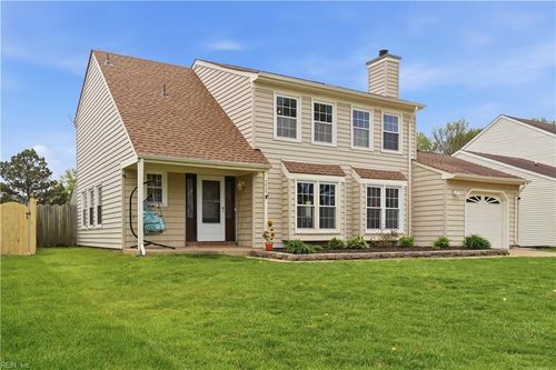 3805 Meadowbridge Ln, Virginia Beach, VA, 23452-8203 | Card Image