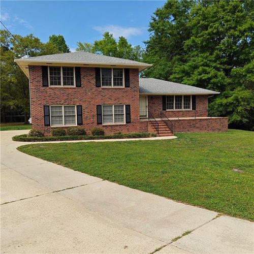 3829 Bobby Ct, Macon, GA, 31216-5649 | Card Image