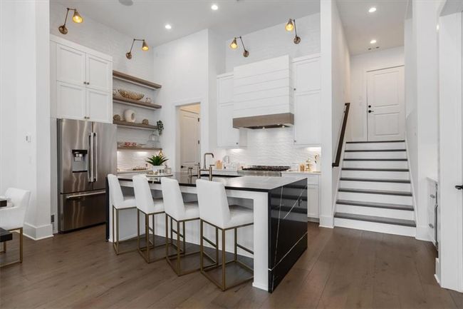 6640 Avis Walk, Townhouse with 3 bedrooms, 3 bathrooms and null parking in Alpharetta GA | Image 13