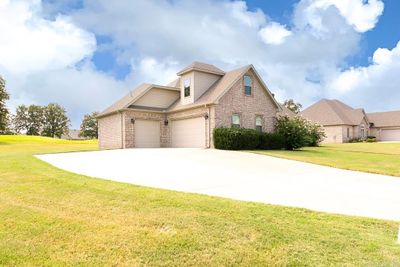 25 Waters Edge Drive, House other with 4 bedrooms, 3 bathrooms and null parking in Cabot AR | Image 2