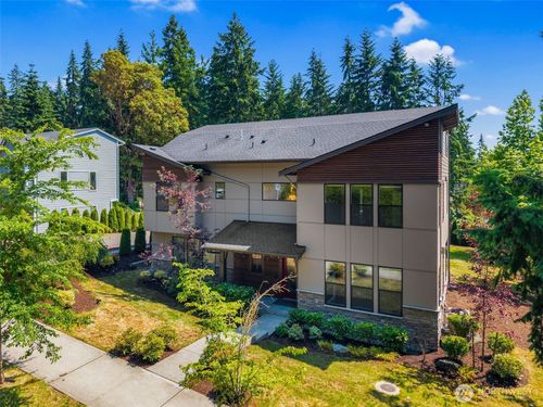 587 155th Pl Ne, Bellevue, WA, 98007-4882 | Card Image
