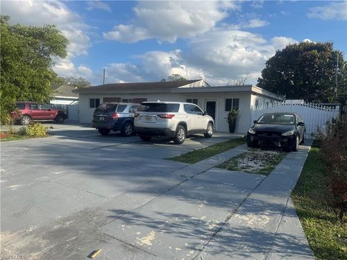 2520 Nw 166th St, Opa Locka, FL, 33054-6518 | Card Image
