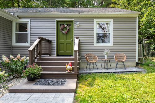 148 Bower Rd, Poughkeepsie, NY, 12603-1114 | Card Image
