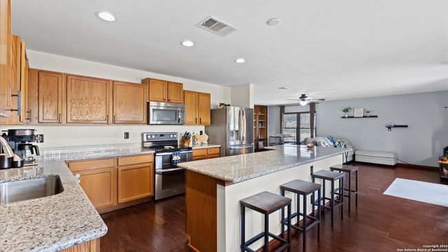 1101 Quiet Creek Dr, House other with 3 bedrooms, 3 bathrooms and null parking in Schertz TX | Image 5