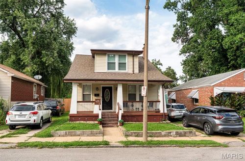 4015 Eichelberger St, Saint Louis, MO, 63116-3344 | Card Image
