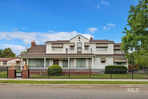 234 N Idaho St, Wendell, ID, 83355-5037 | Card Image