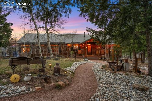 1366 Vagabond Creek Dr, Lake George, CO, 80827-9013 | Card Image