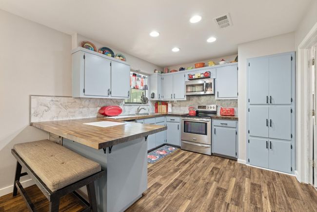 3704 Del Rio Ct, House other with 3 bedrooms, 2 bathrooms and 4 parking in Georgetown TX | Image 6