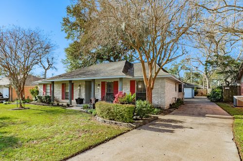221 Banyan St, Lake Jackson, TX, 77566-4405 | Card Image