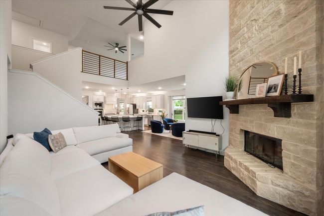 Check out the vaulted ceilings! | Image 10