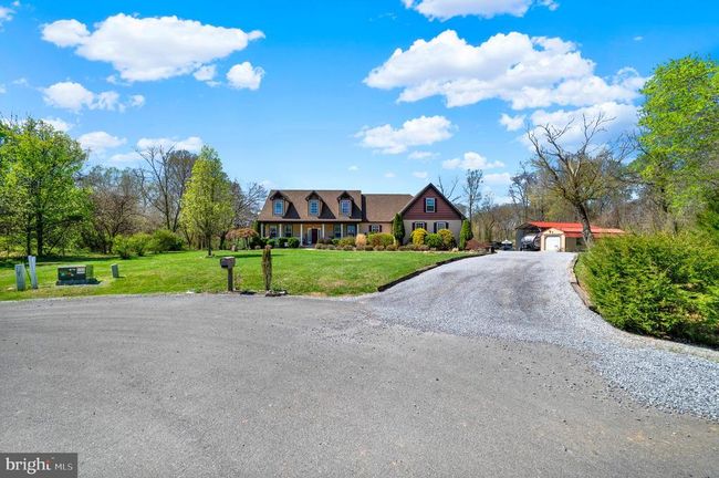 1058 Marsh Hawk Way, House other with 4 bedrooms, 4 bathrooms and null parking in Shepherdstown WV | Image 5