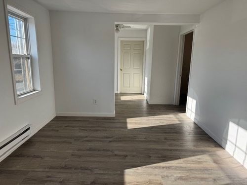 20 Ayer Rd, Shirley, MA, 01464-2516 | Card Image