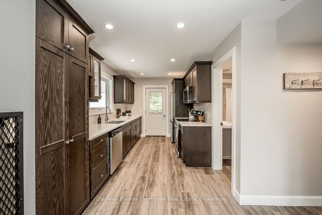 579 S Waseosa Lake Rd, House other with 3 bedrooms, 2 bathrooms and 10 parking in Huntsville ON | Image 12
