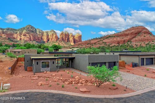 2140 Kinsey Ct, Sedona, AZ, 86336-3214 | Card Image