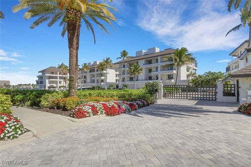 2-203-4400 Gulf Shore Blvd N, NAPLES, FL, 34103-2216 | Card Image