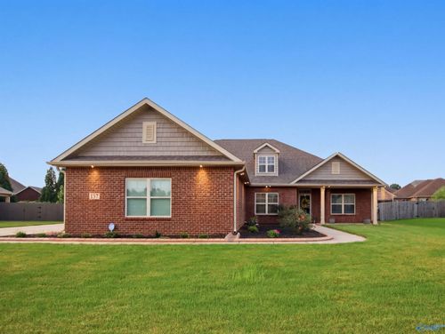 137 Tango Dr, Meridianville, AL, 35759-2292 | Card Image