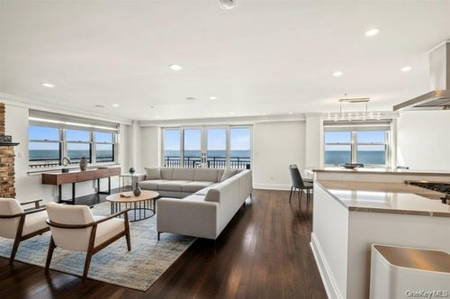 apt-505-26 W Broadway, Long Beach, NY, 11561-4062 | Card Image